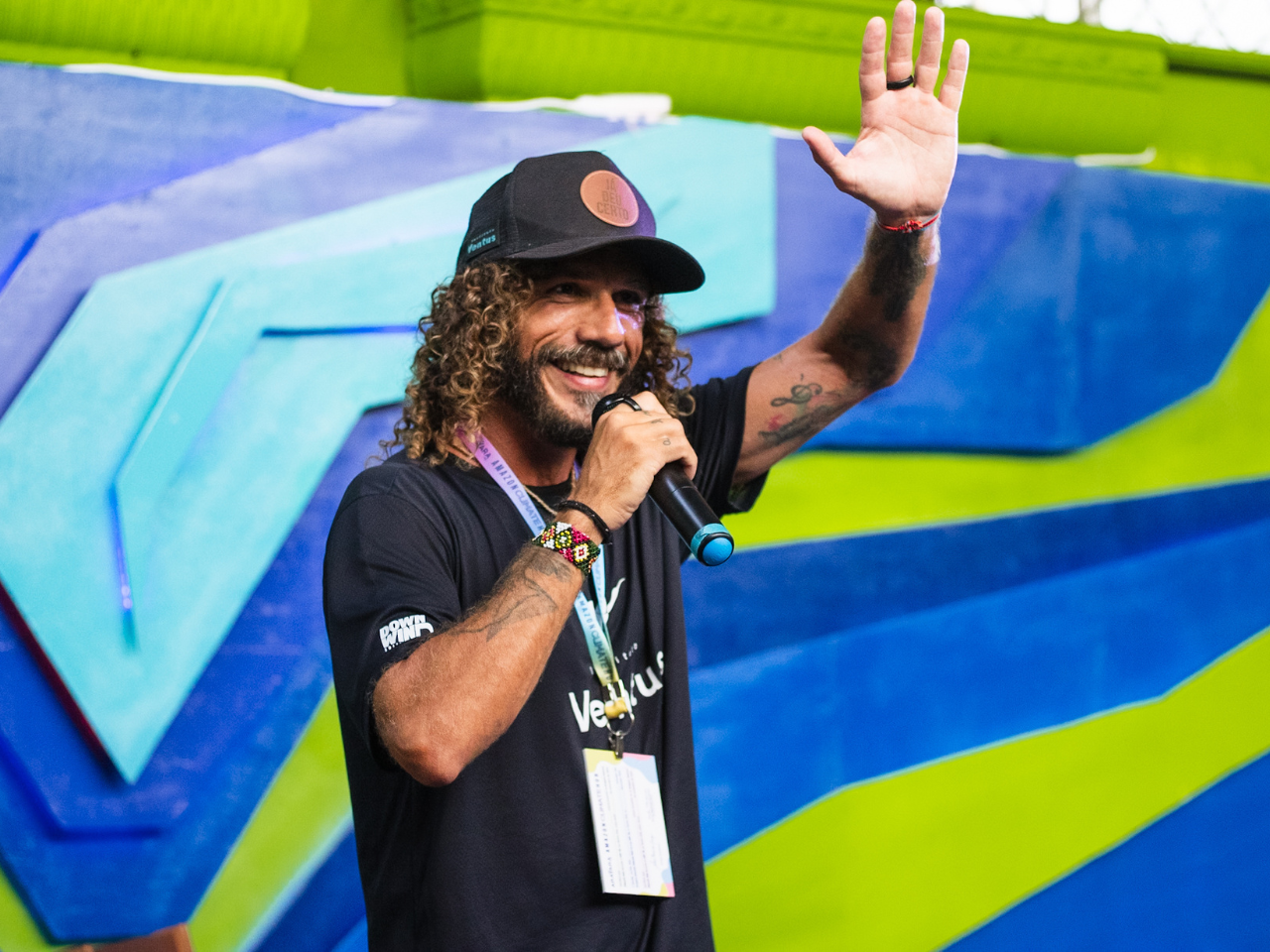 André Comaru durante painel "sobre "Esporte é saúde para o oceano" na COP 30 ( Foto: Letícia Santos)