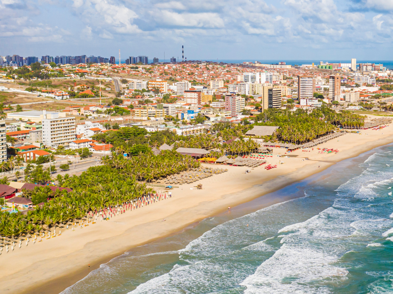 Praia do Futuro, em Fortaleza. Foto: Canva Pro
