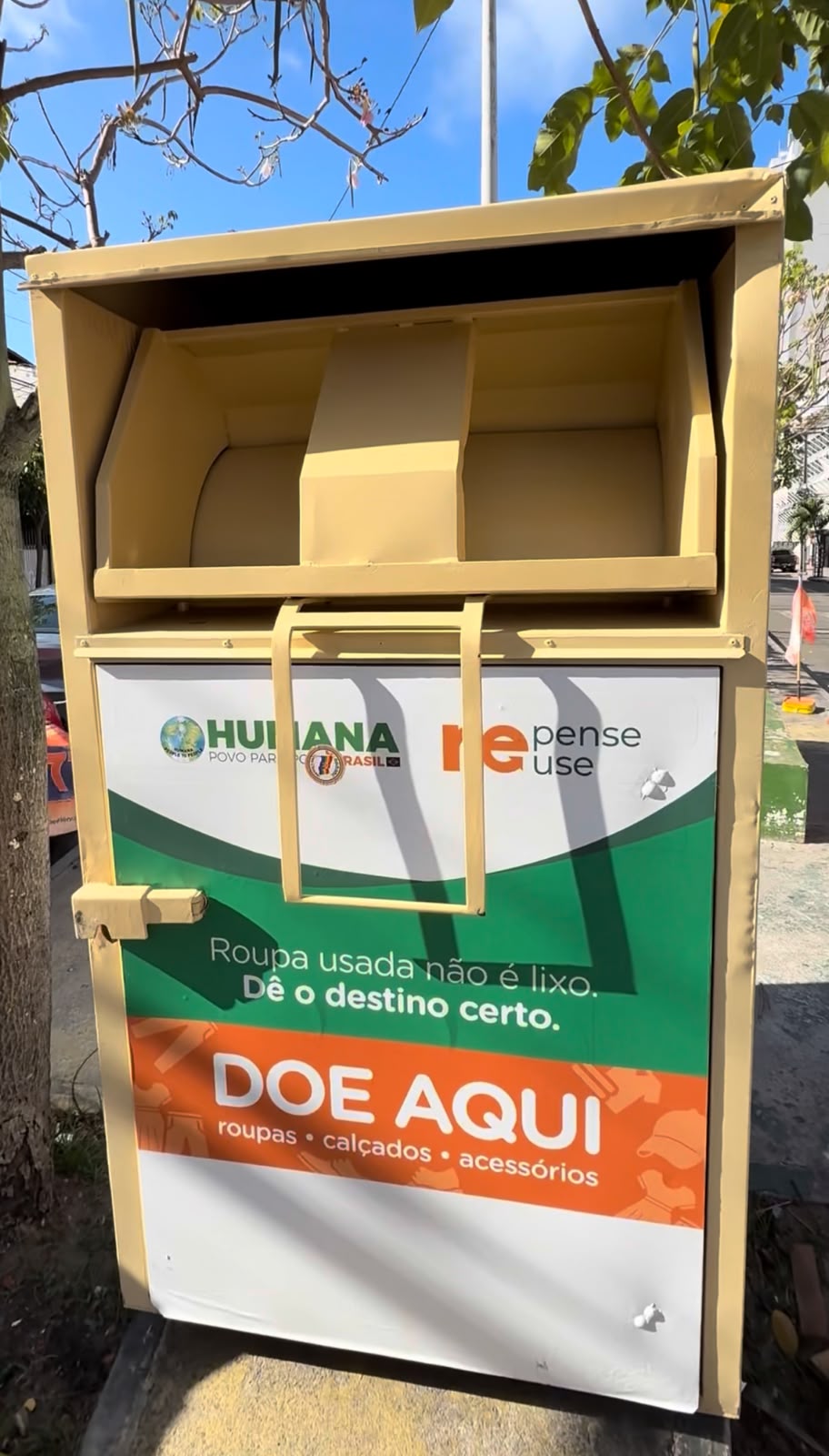 Ponto de coleta Projeto Repense Reuse localizado na rua João Cordeiro, em frente ao Bar Teresa e Jorge, em Fortaleza.